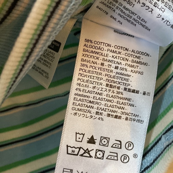 Levi’s scoop neck tee - Picture 5 of 5